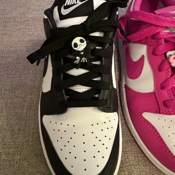 Set of 6 Chicago Bears NFL Shoe Crocs Charms Jibbitz - Picture 6 of 6